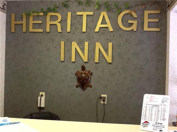 Heritage Inn Cleveland Esterno foto